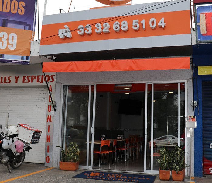 tacos-en-san-agustin-los-tarascos-puerta-principal tacos en San Agustín taquería