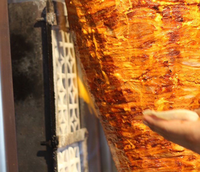 tacos-en-santa-margarita-trompo-de-carne-al-pastor-los-tarascos Trompo de carne al pastor para tacos en Santa Margarita